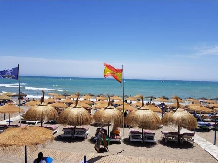 Brisa Marina 2 Lägenhet Benalmádena Exteriör bild